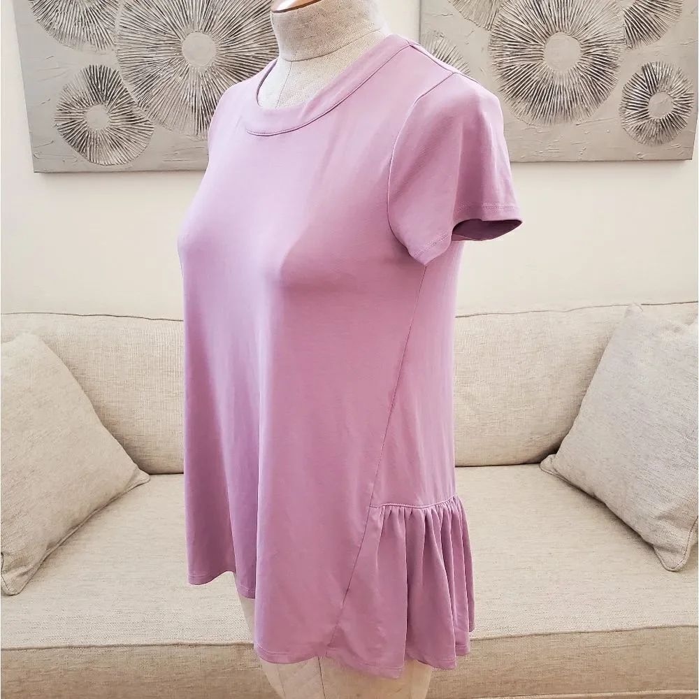 Chelsea 28 Ruffle Back Hem Tee Size Small - Picture 5 of 11